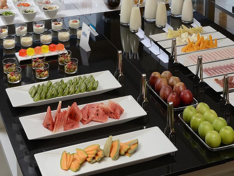Nh La Spezia Hotel Ngoại thất bức ảnh