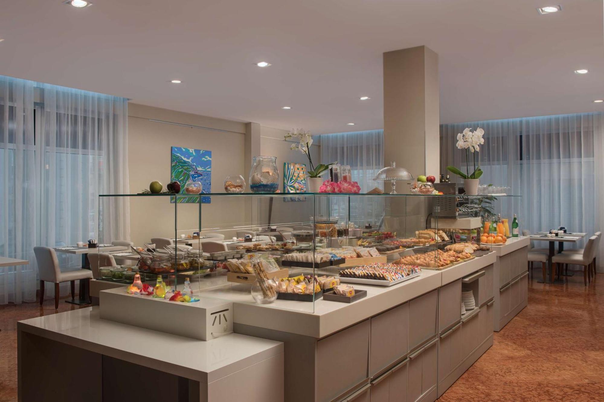 Nh La Spezia Hotel Ngoại thất bức ảnh