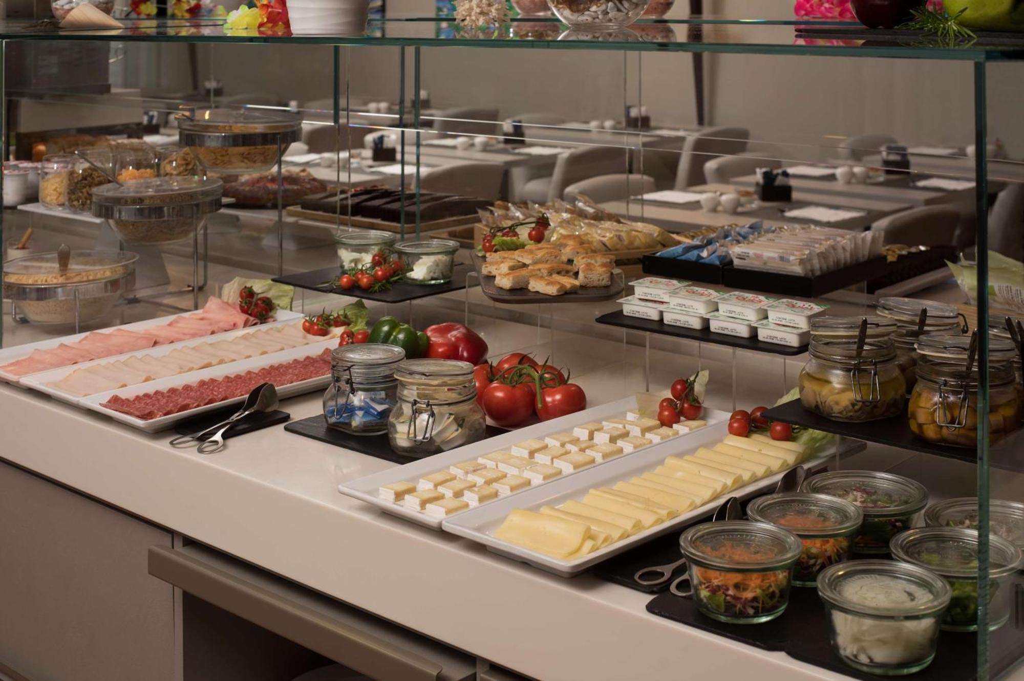 Nh La Spezia Hotel Ngoại thất bức ảnh