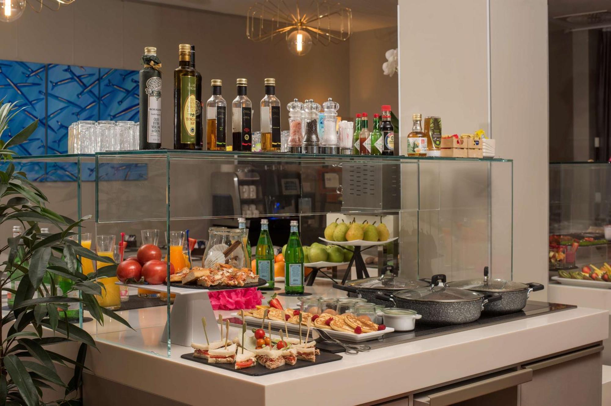 Nh La Spezia Hotel Ngoại thất bức ảnh